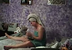 Er fickt ihre Muschi, sie saugt seinen xxx videos kostenlos Schwanz