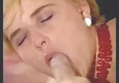 Frau lutscht sanft Hahn am Morgen zu ihrem Ehemann kostenlose porn tube