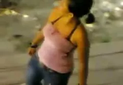 Blonde einfach prno fickte ihre Freundin Zunge