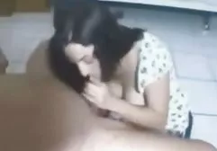 Baby saugt einen kleinen Penis hart gefickt xxx