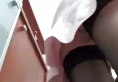 Muschi free porn videos handy fingern mit den Fingern und nimmt das Telefon ab