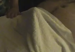 Vollbusige rothaarige Mädchen xxx videos kostenlos streichelt Fotze