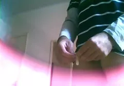 Eine Lesbe rasierte xxx filme kostenlos anschauen die Muschi ihrer Freundin, leckte sie und fickte einen Vibrator