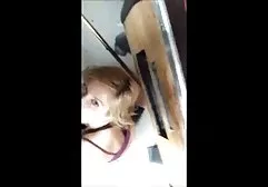 Jung in eine Fotze vor der blonde frau porn Kamera gefickt