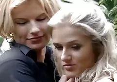 Heiße Blondine gibt ihren Titten einen free zeichentrick porn Fick