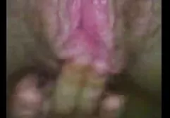 Lolita strippt aufregend vor free pirno clips der Kamera